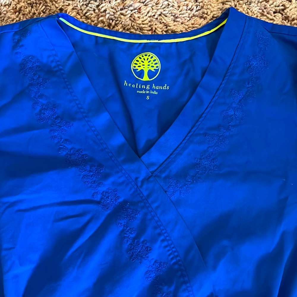 Healing Hands royal blue scrub - Picture 2 of 2